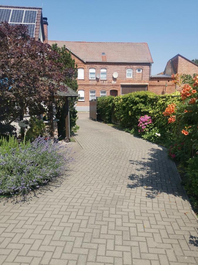 Ferienwohnung Uenglingen Stendal Zewnętrze zdjęcie